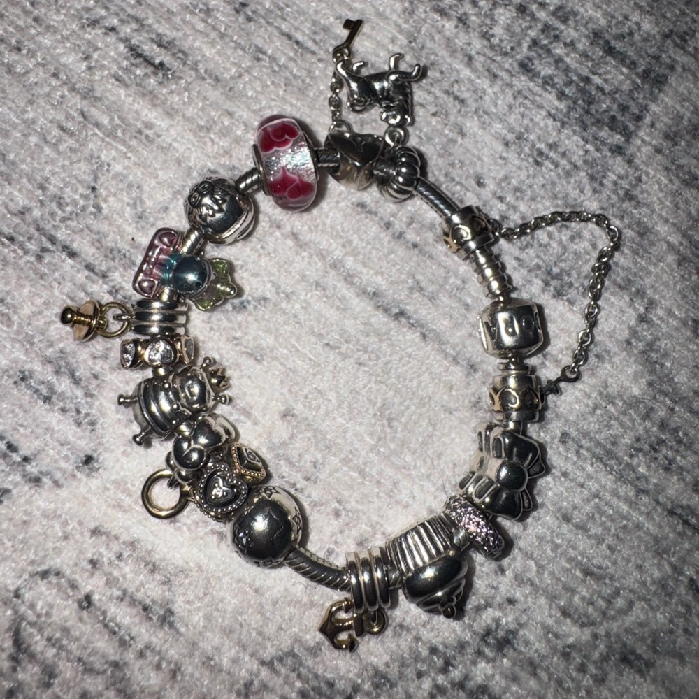 PANDORA FEMININE HEART THEMED CHARM BRACELET WITH 14k Gold and Diamond accents 💍